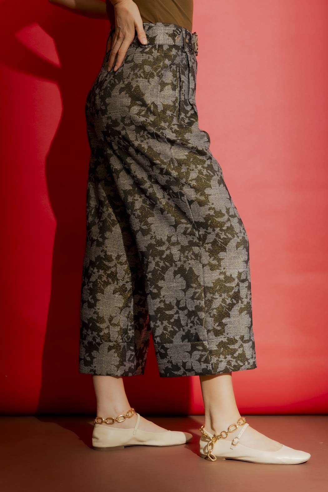 Black/Gold Cleo Cuff Pant