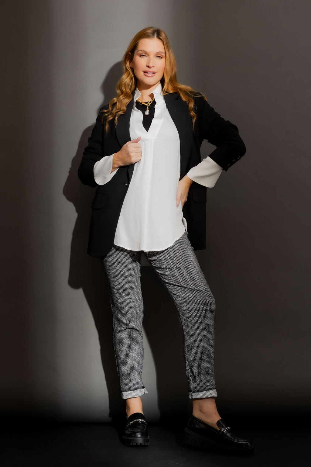 Black/White Bengaline Easy Jean