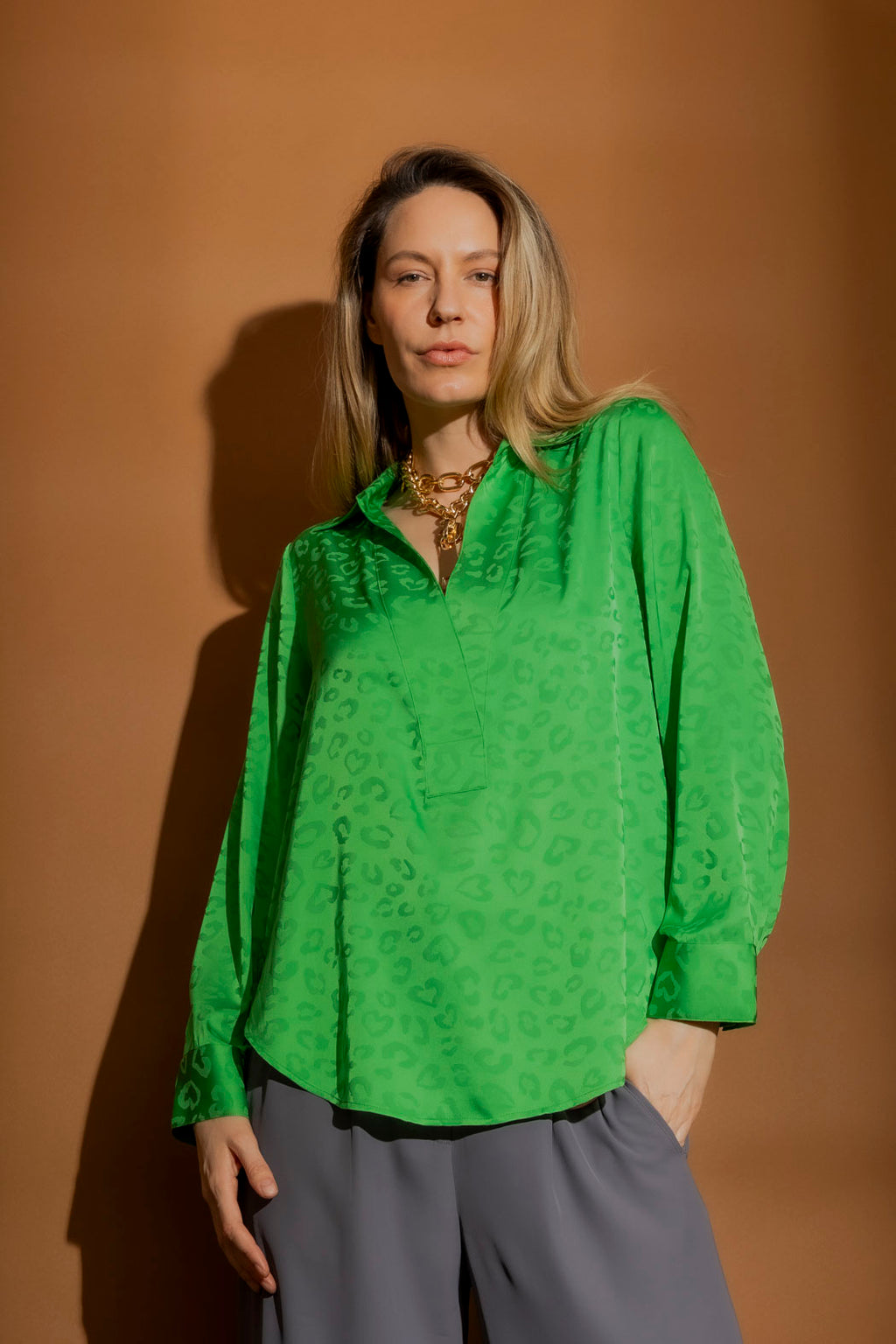 Green Animal Brit Blogger Shirt Green Animal