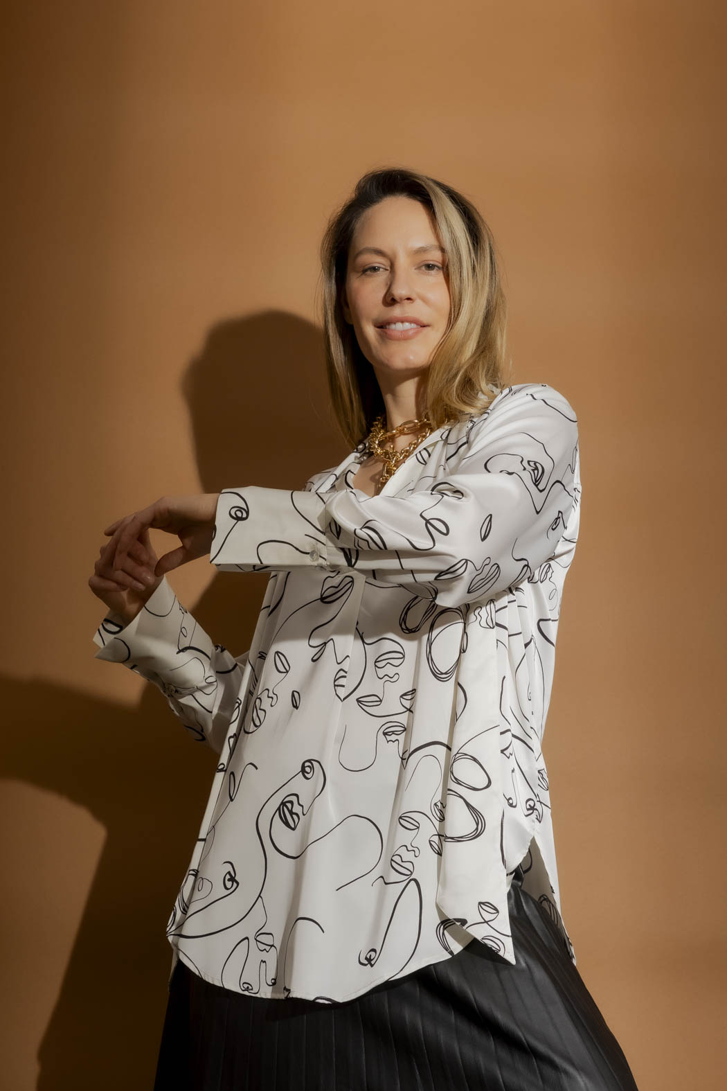 White Print Tie Blogger Shirt