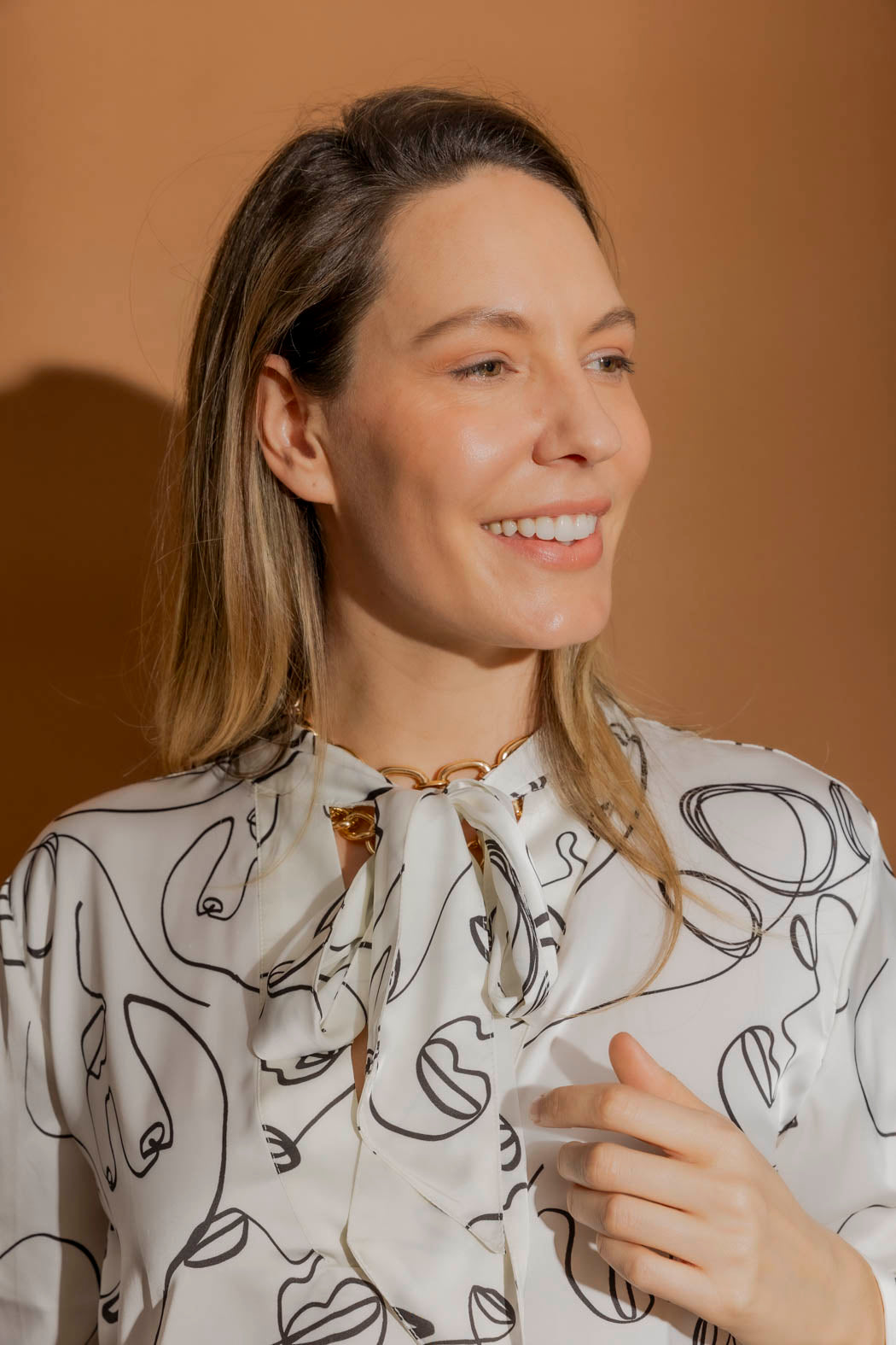 White Print Tie Blogger Shirt