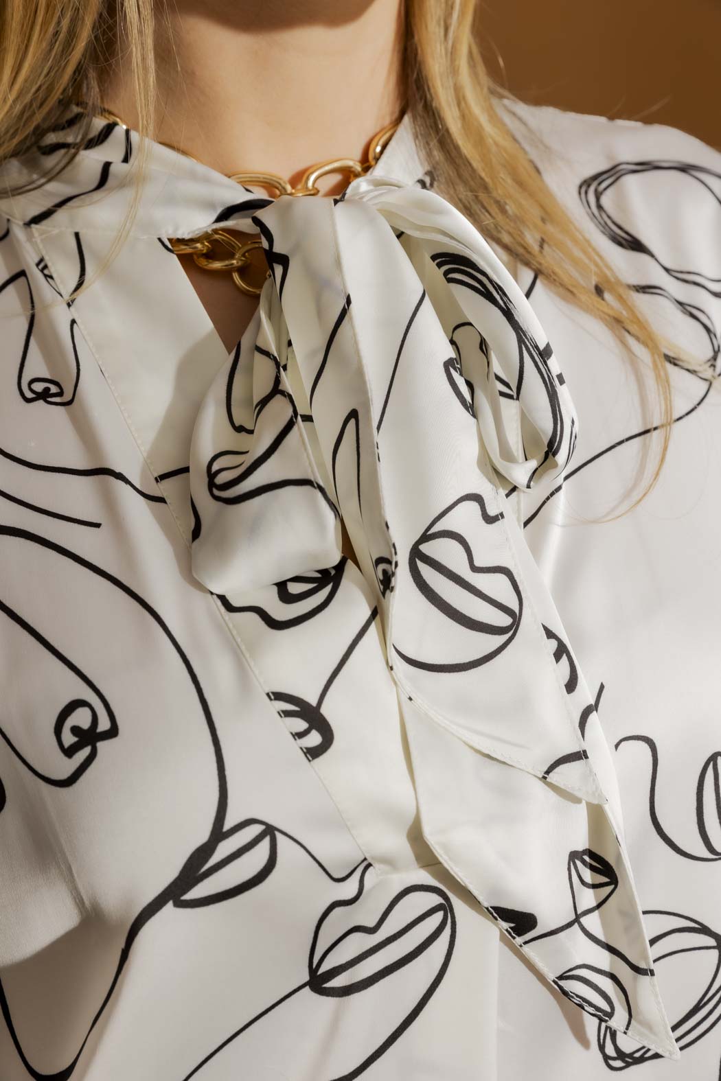 White Print Tie Blogger Shirt