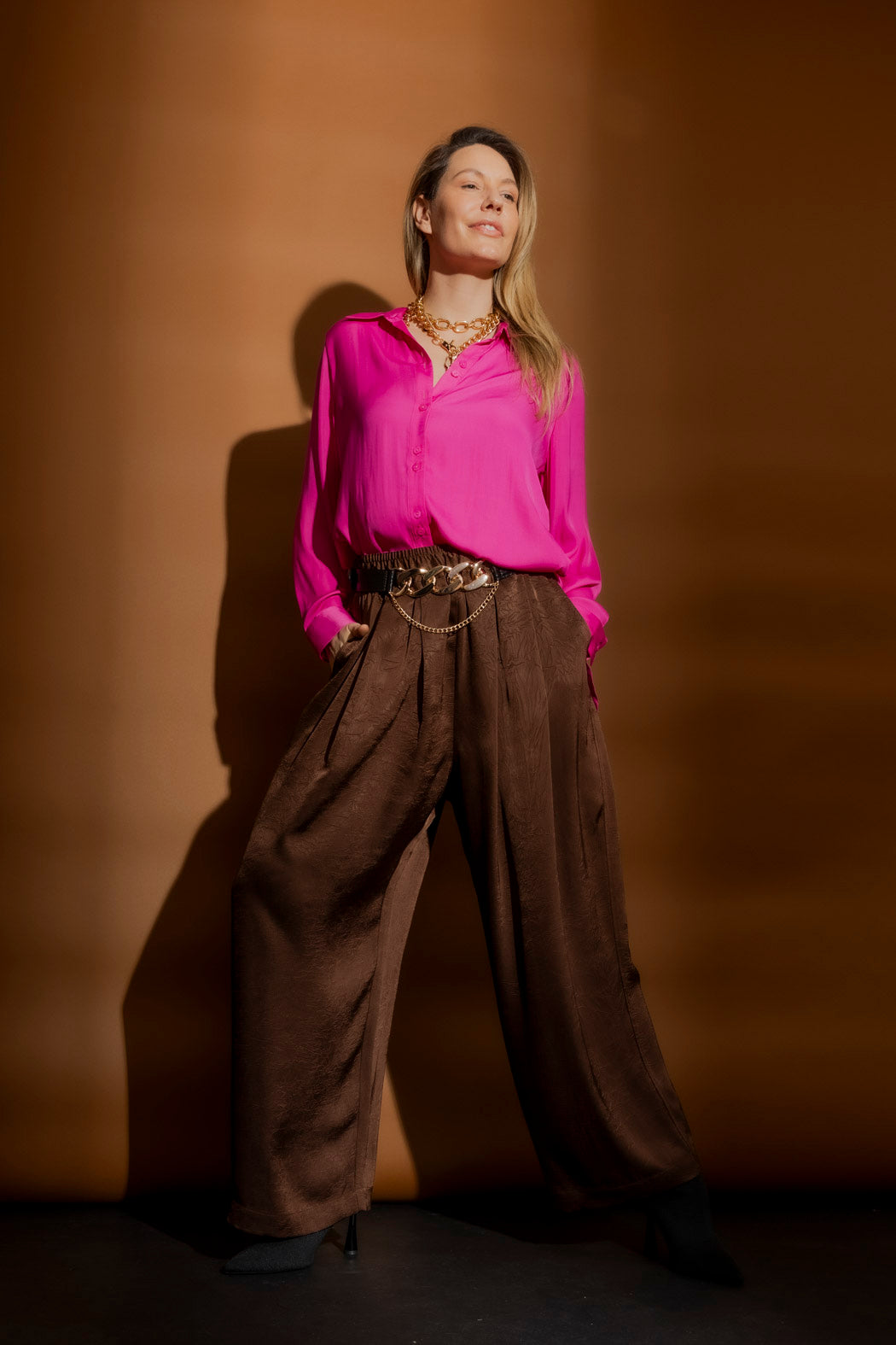 Chocolate Pull On Pleat Pant