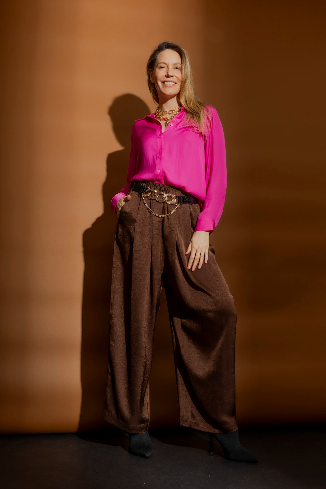 Chocolate Pull On Pleat Pant