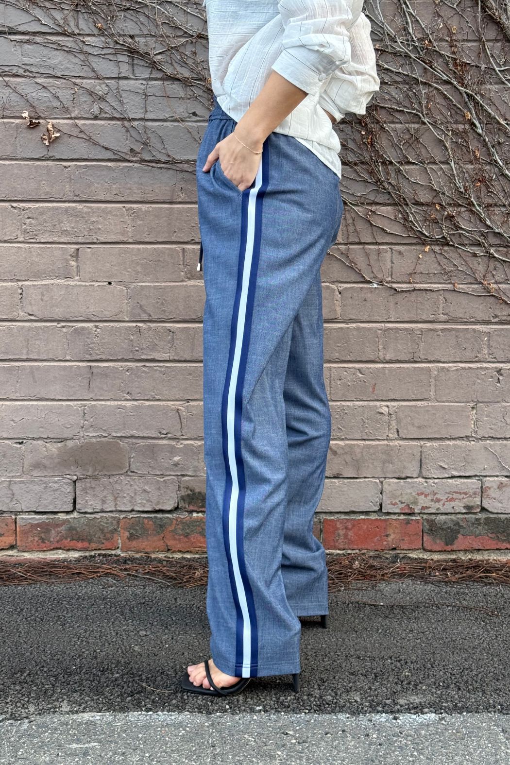 Chambray Sport Barrel Pant