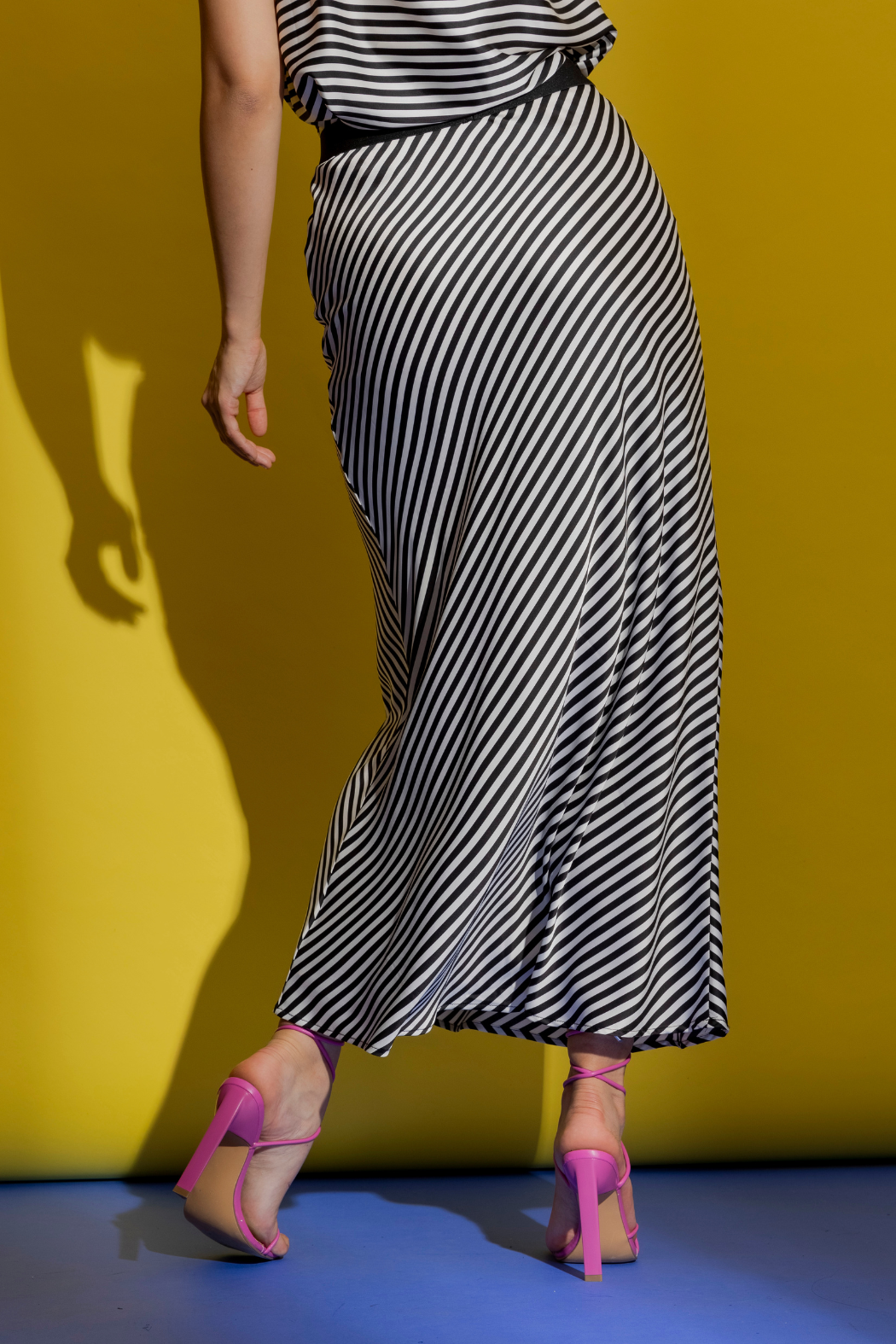 Thin Stripe Silky Bias Skirt Thin Stripe