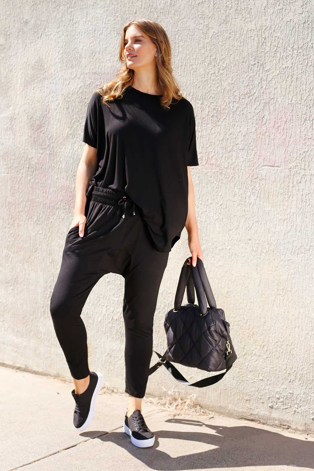 Black Bamboo Overtee