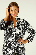 Black & White Nano Blogger Shirt