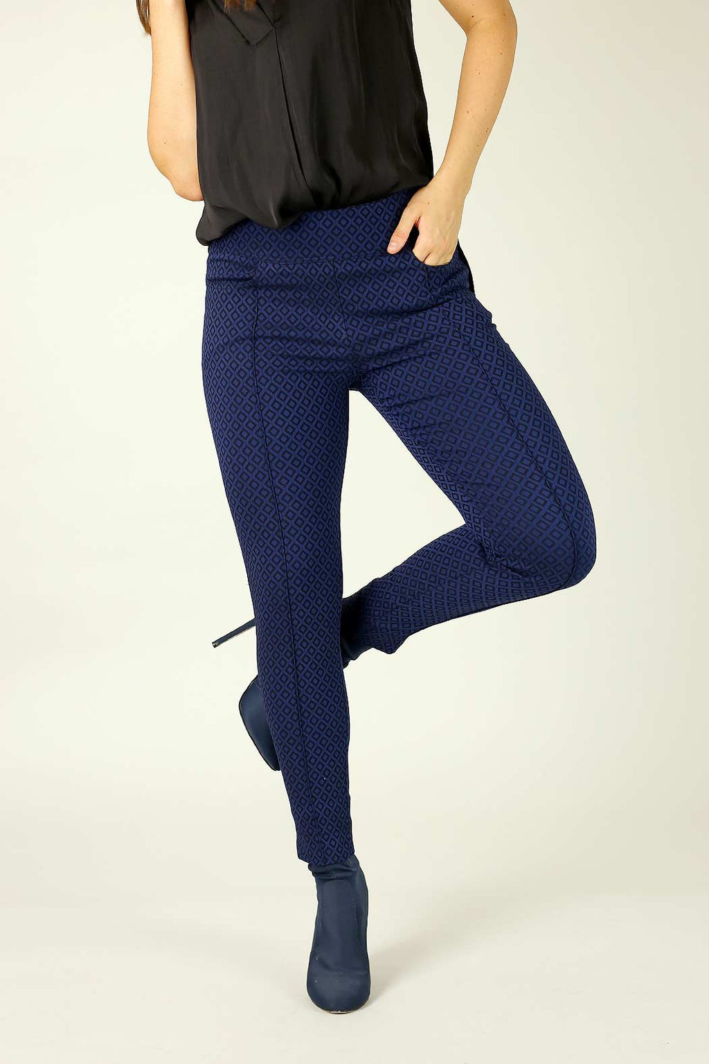 Navy Diamond Bengaline Pintuck Jean