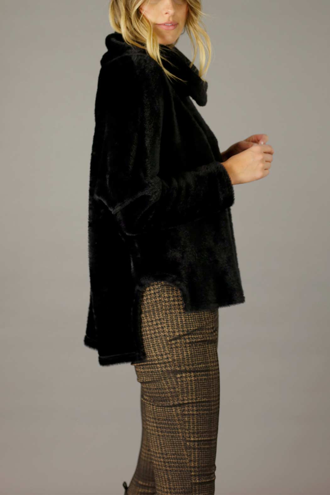 Black Faux Fur Turtle Neck