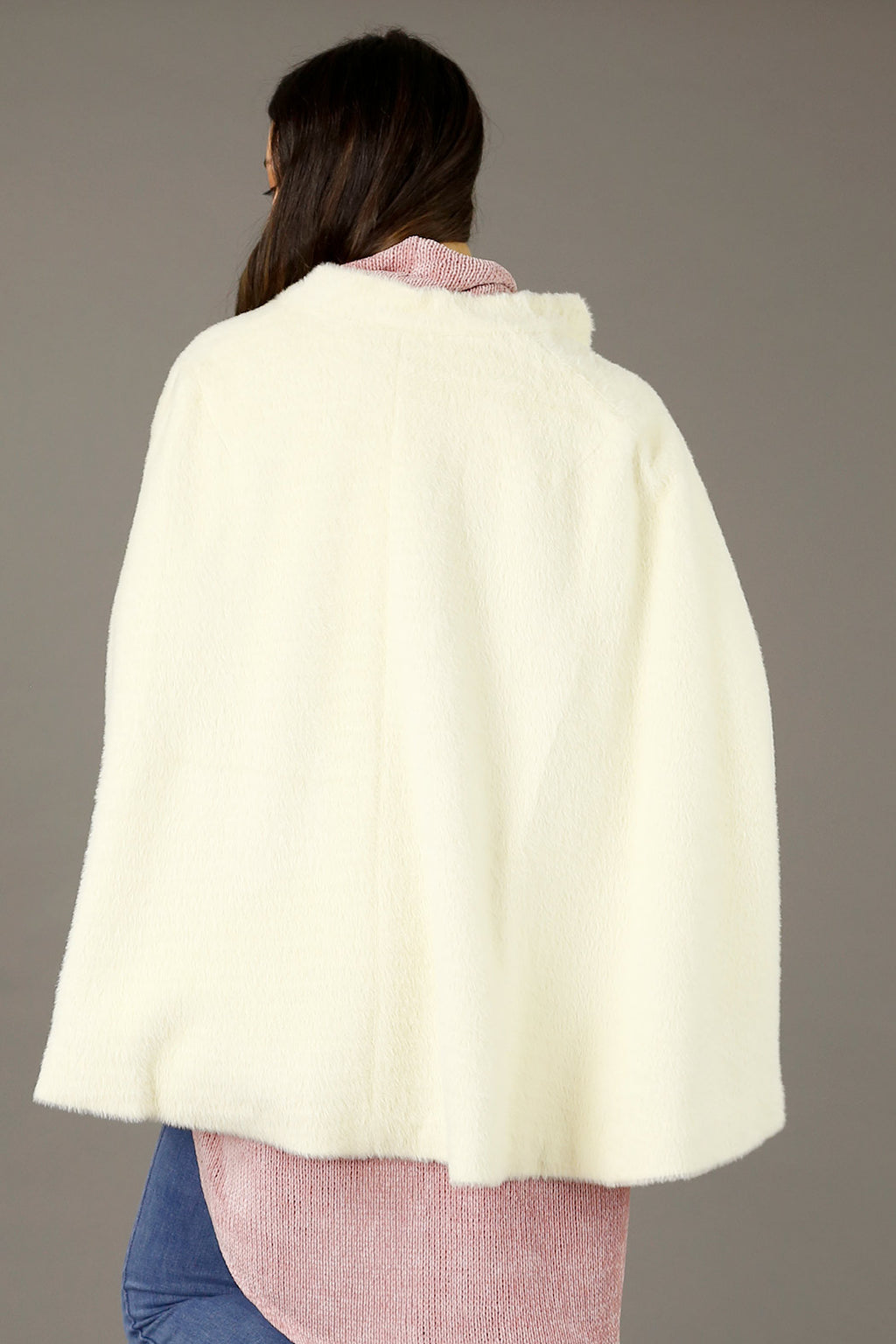 Ivory Elizabeth Faux Fur Cape