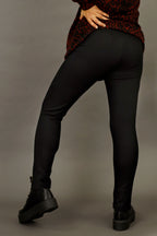 Light Weight Ponte Zippy Pant - Black