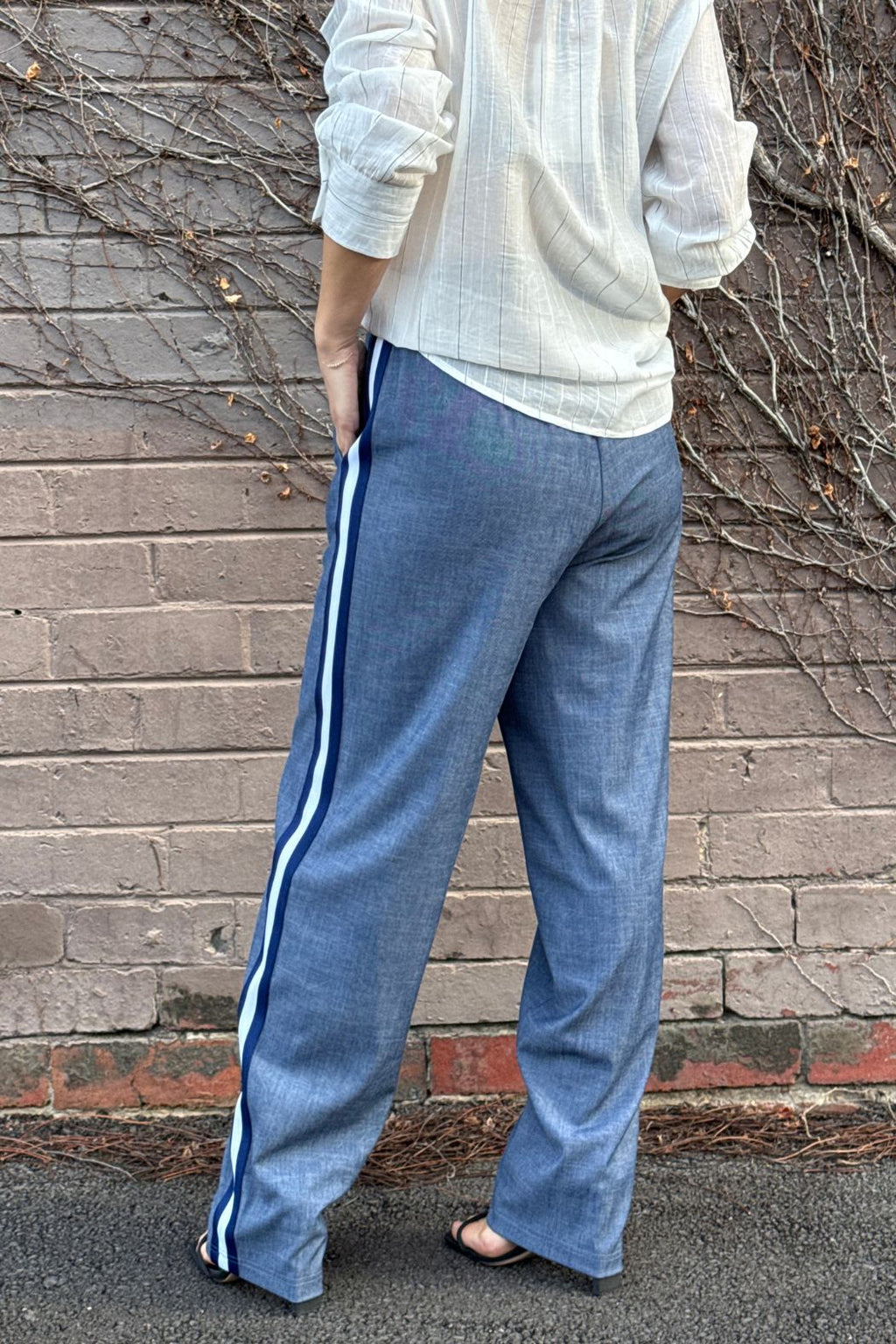 Chambray Sport Barrel Pant