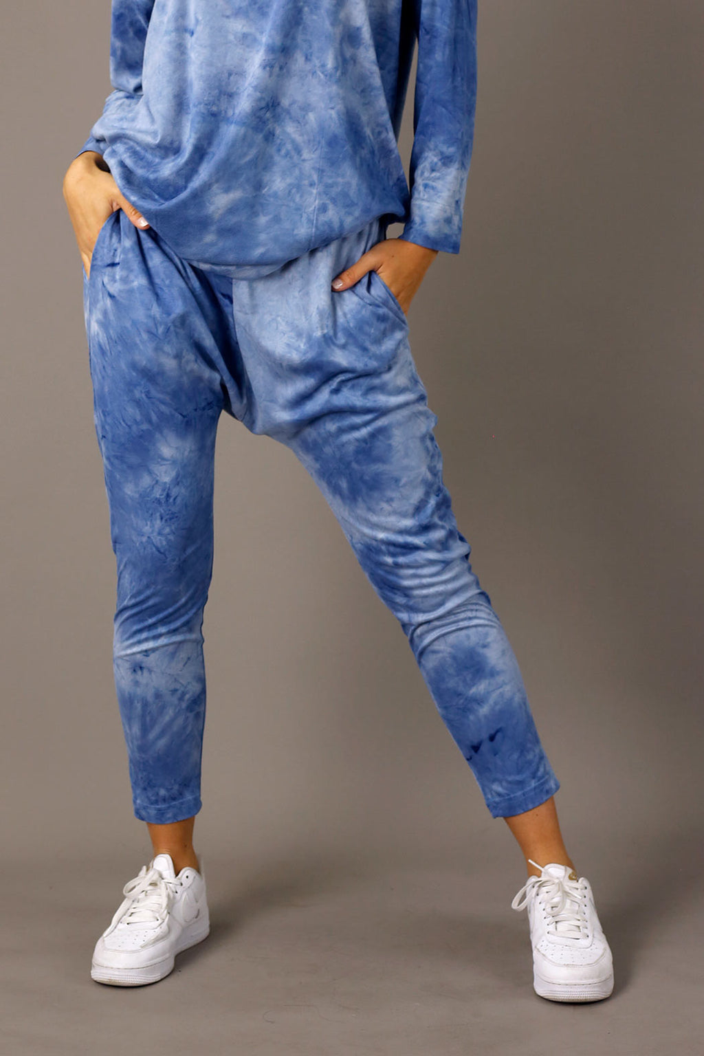 Cornflower Blue Suede Droppie