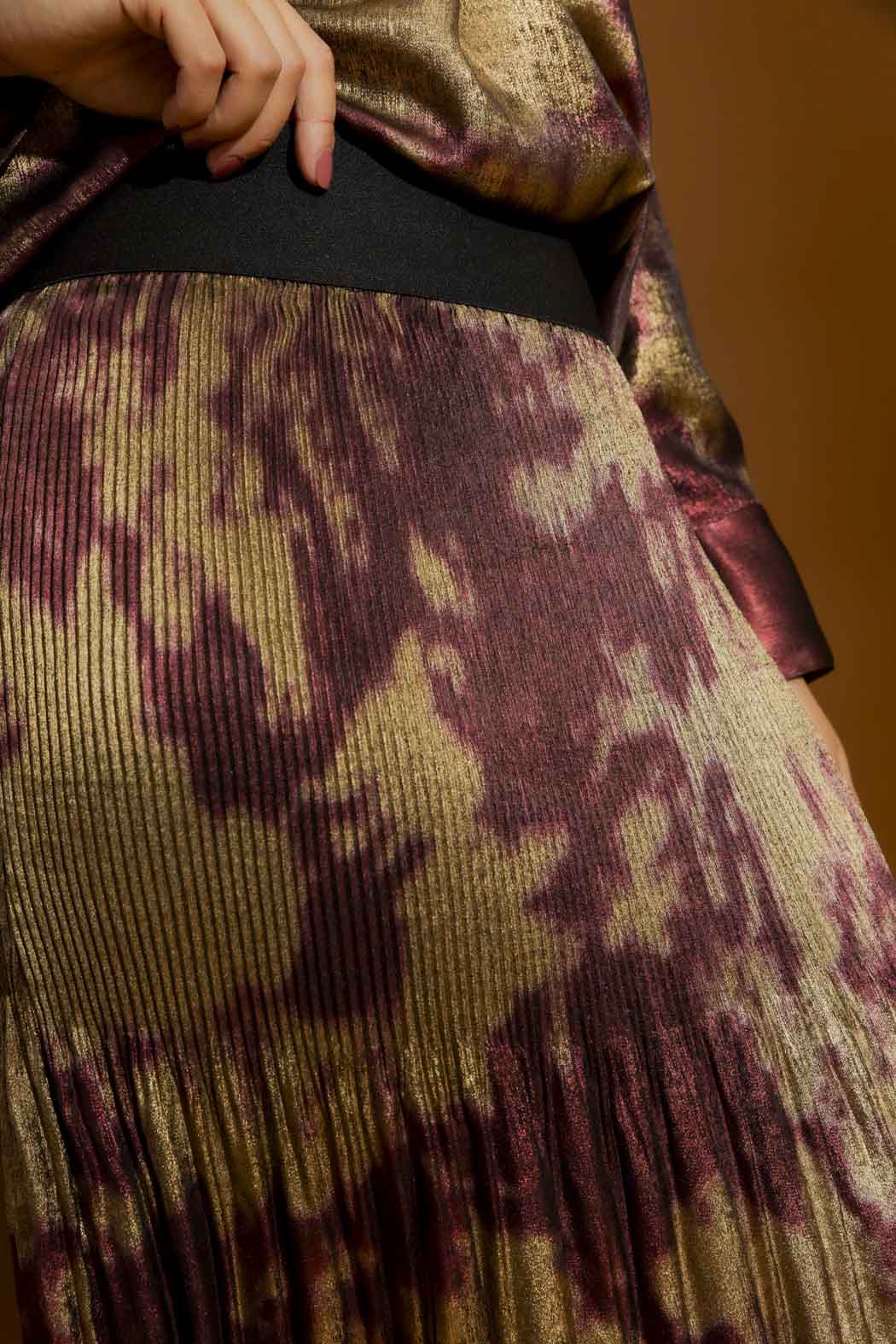Burgundy/Gold Pleat Maxi Skirt Burgundy/Gold S