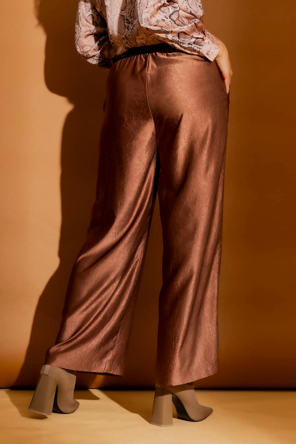 Chocolate Embossed Pull On Pant