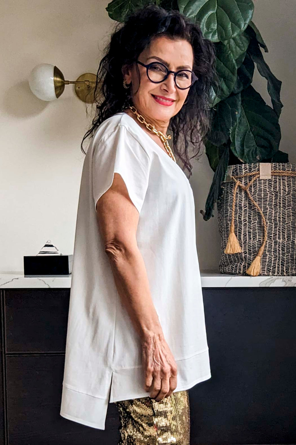 White V-neck T-shirt - Final Sale