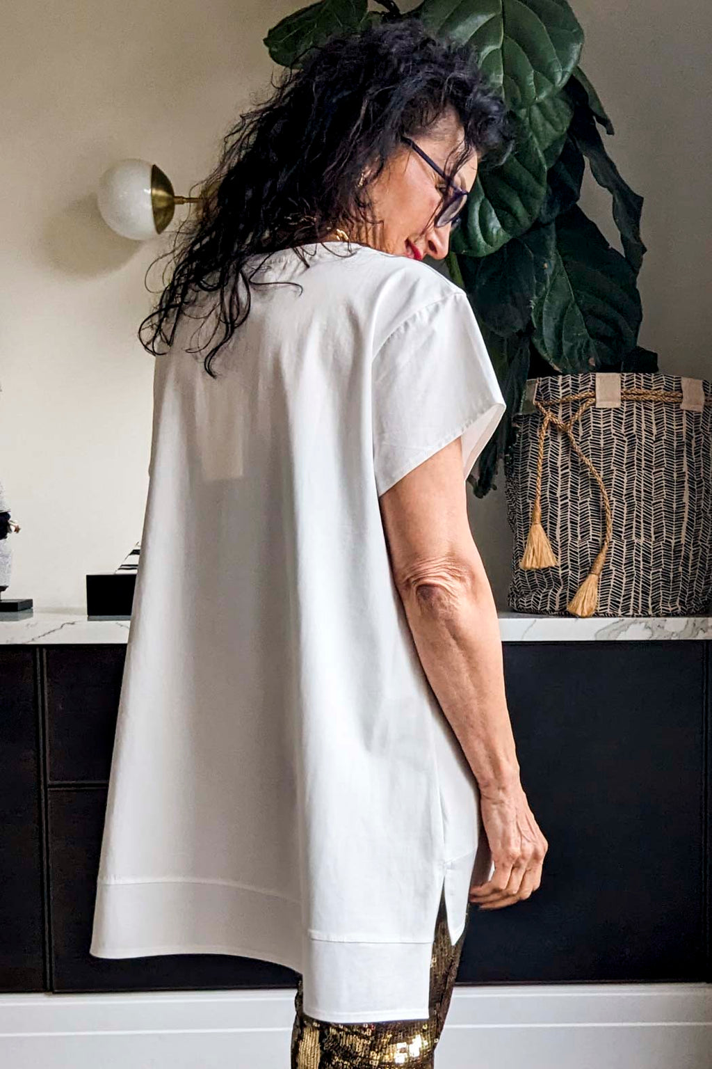 White V-neck T-shirt - Final Sale