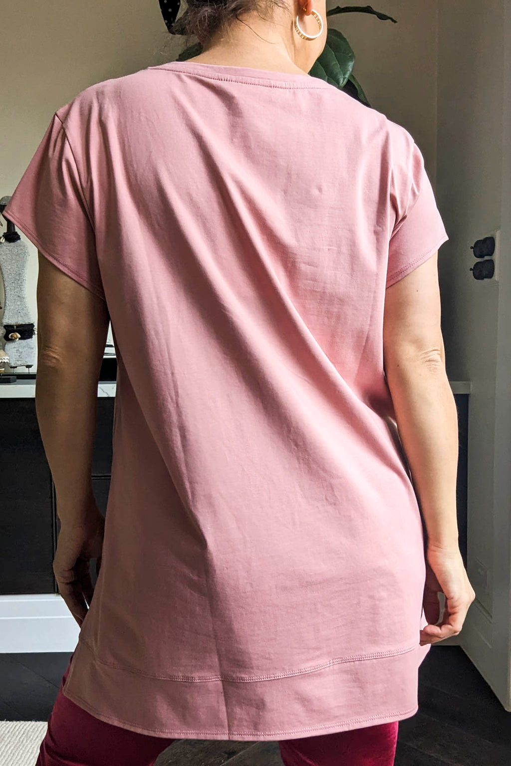Rose Love V-neck T-shirt - Final Sale