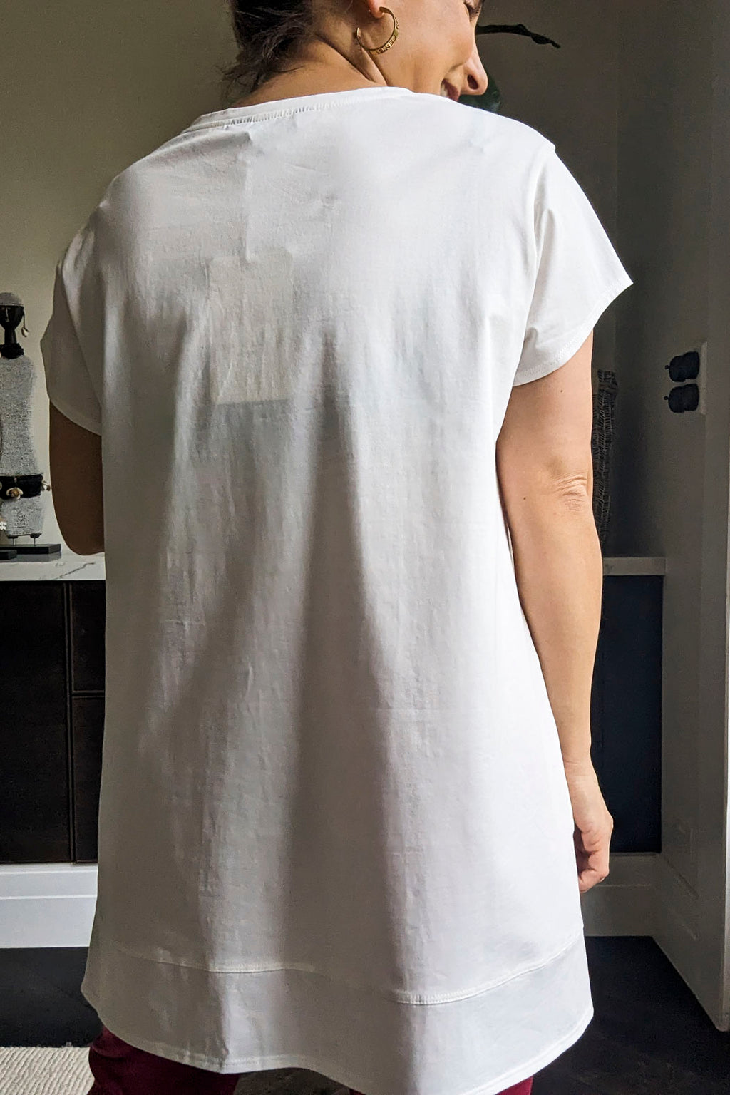 White Boss V-neck T-shirt - Final Sale