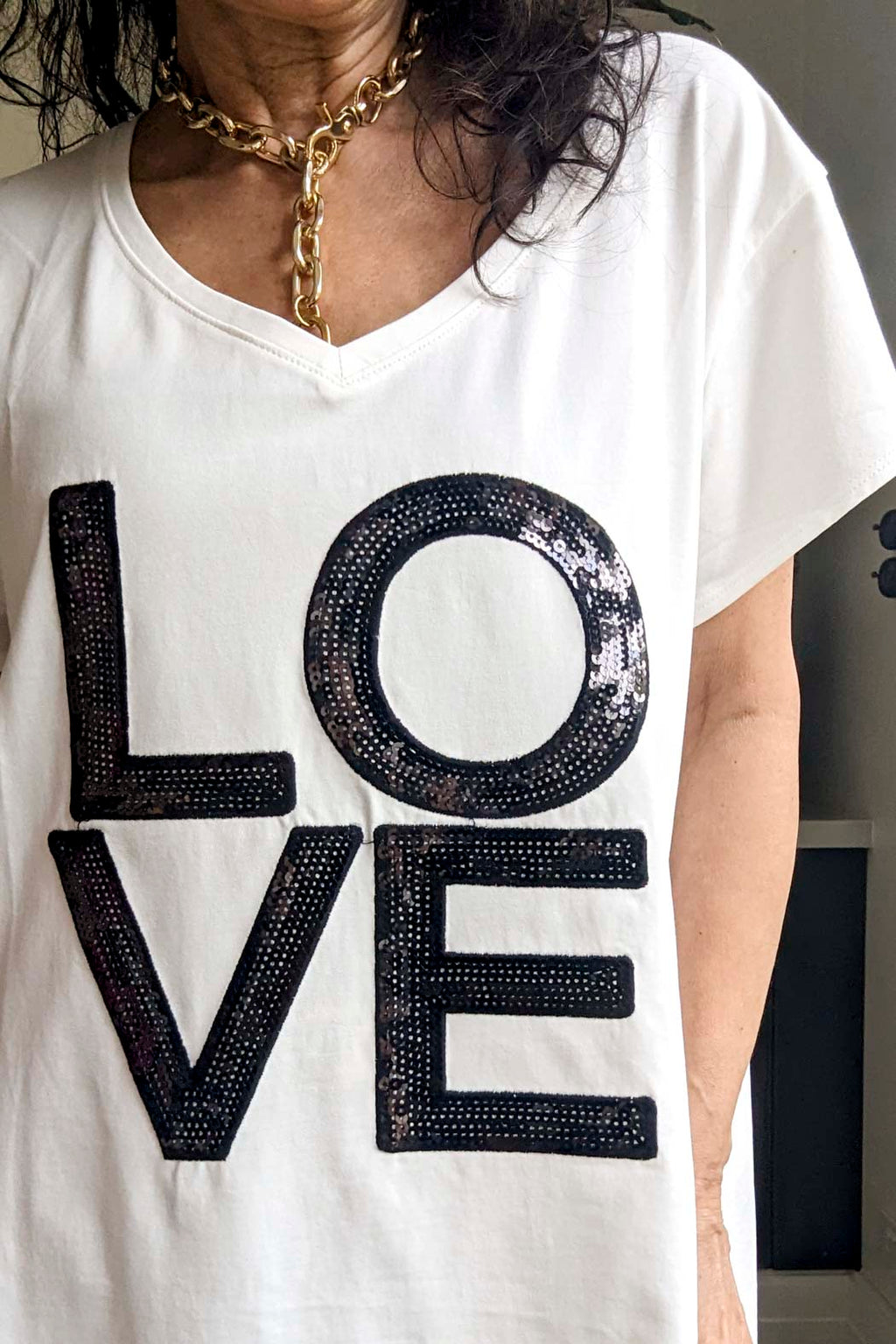 White Love V-neck T-shirt - Final Sale
