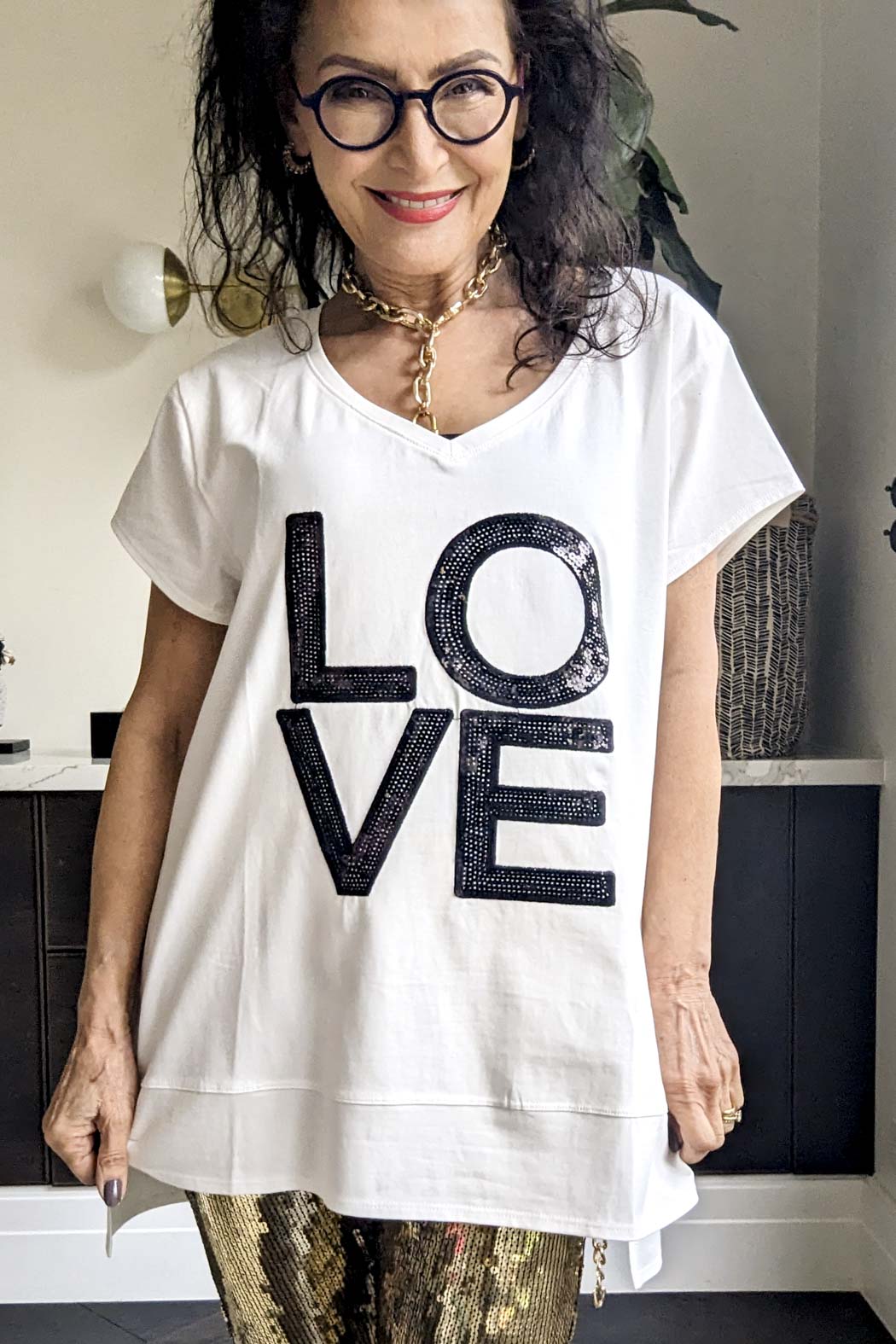 White Love V-neck T-shirt - Final Sale