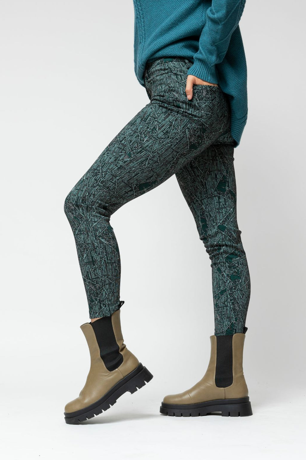 Jade Jacquard Slim Pant - Sale