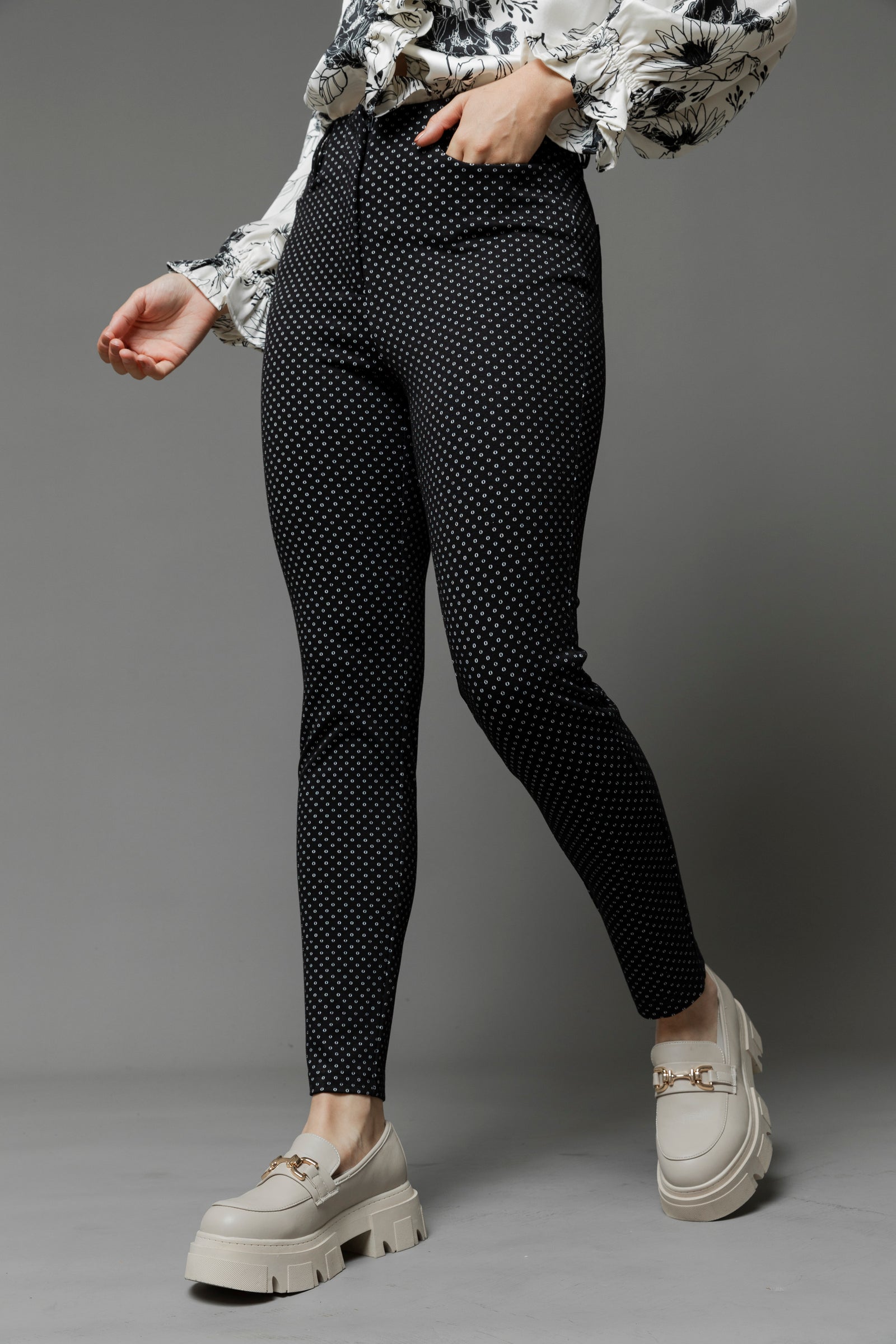 Black Spot Jacquard Slim Pant
