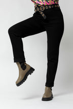 Black Sculpt Easy Fit Pant