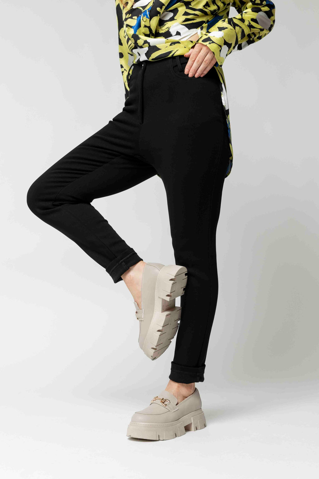 Black Sculpt Slim Leg Pant