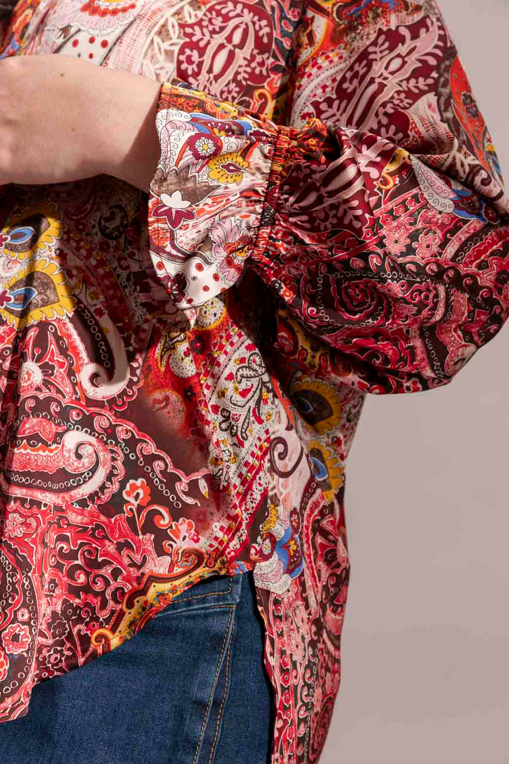 Red Floral Femme Blogger Shirt