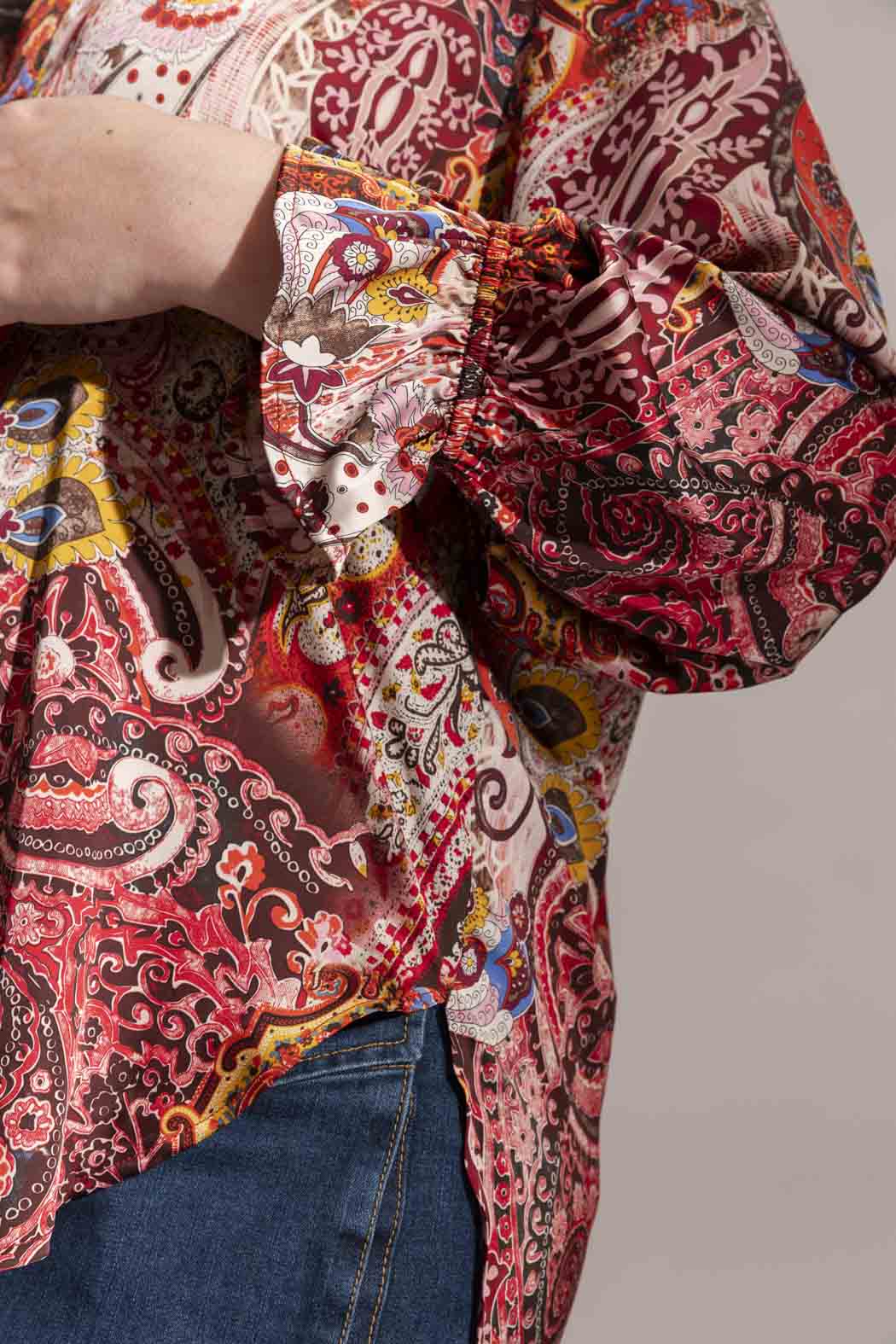 Red Floral Femme Blogger Shirt