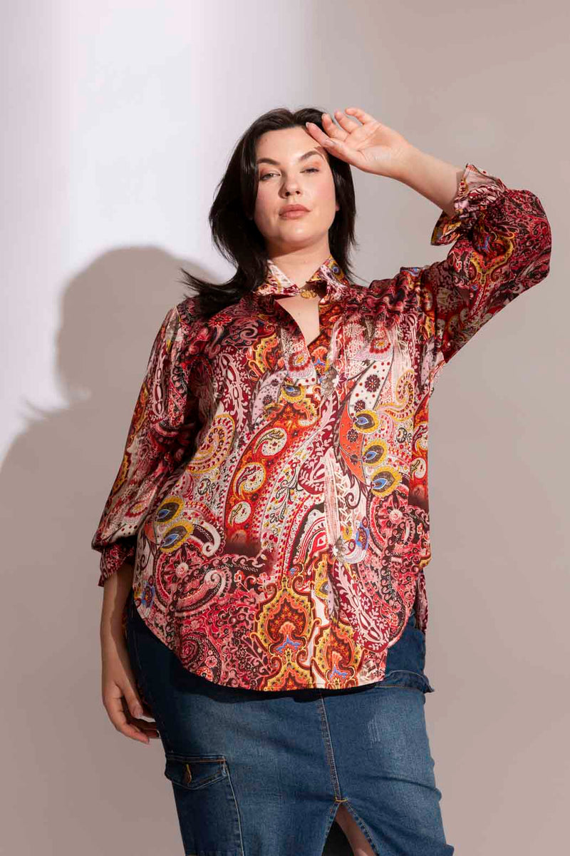 Red Floral Femme Blogger Shirt