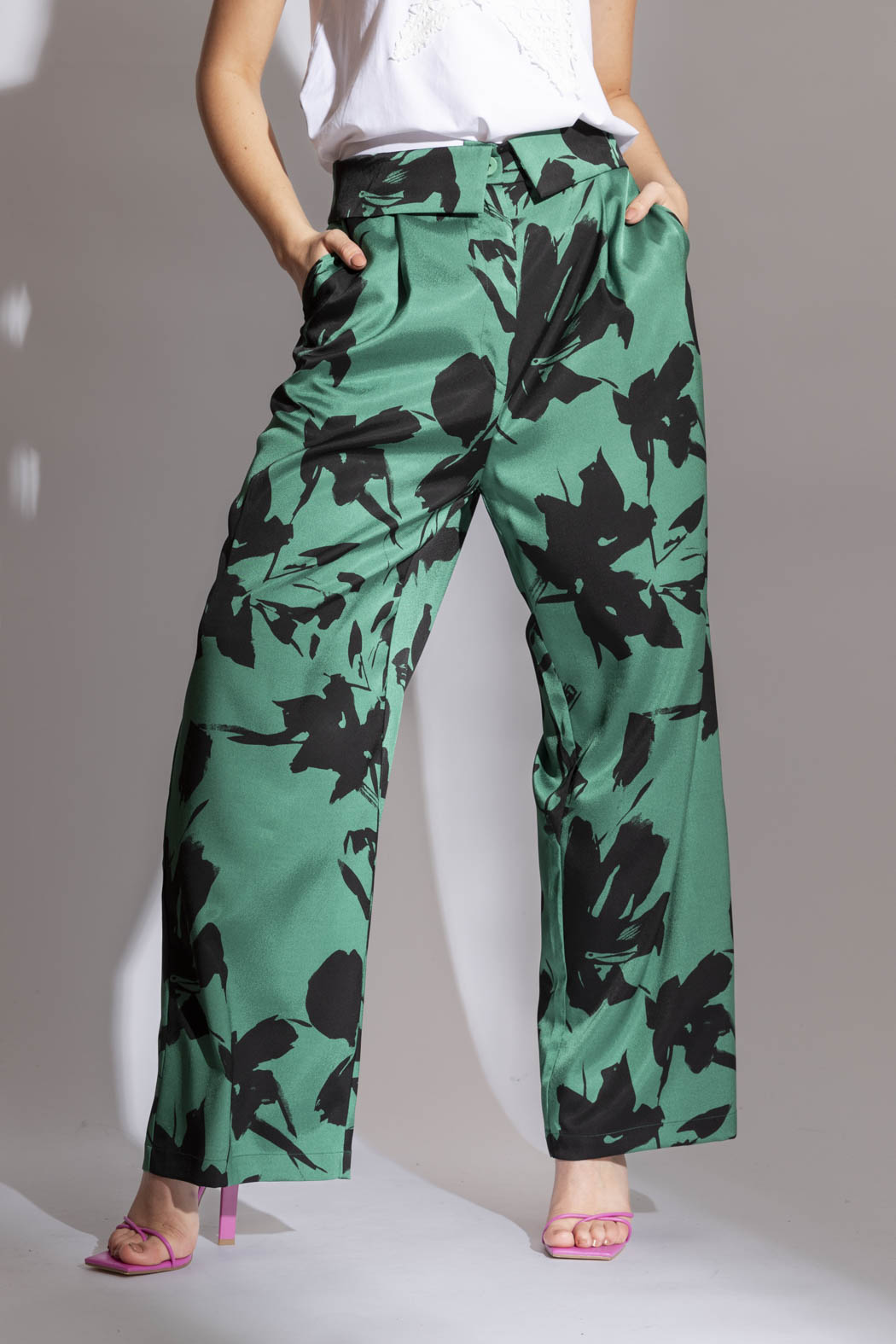 Green/black Paperbag Pants