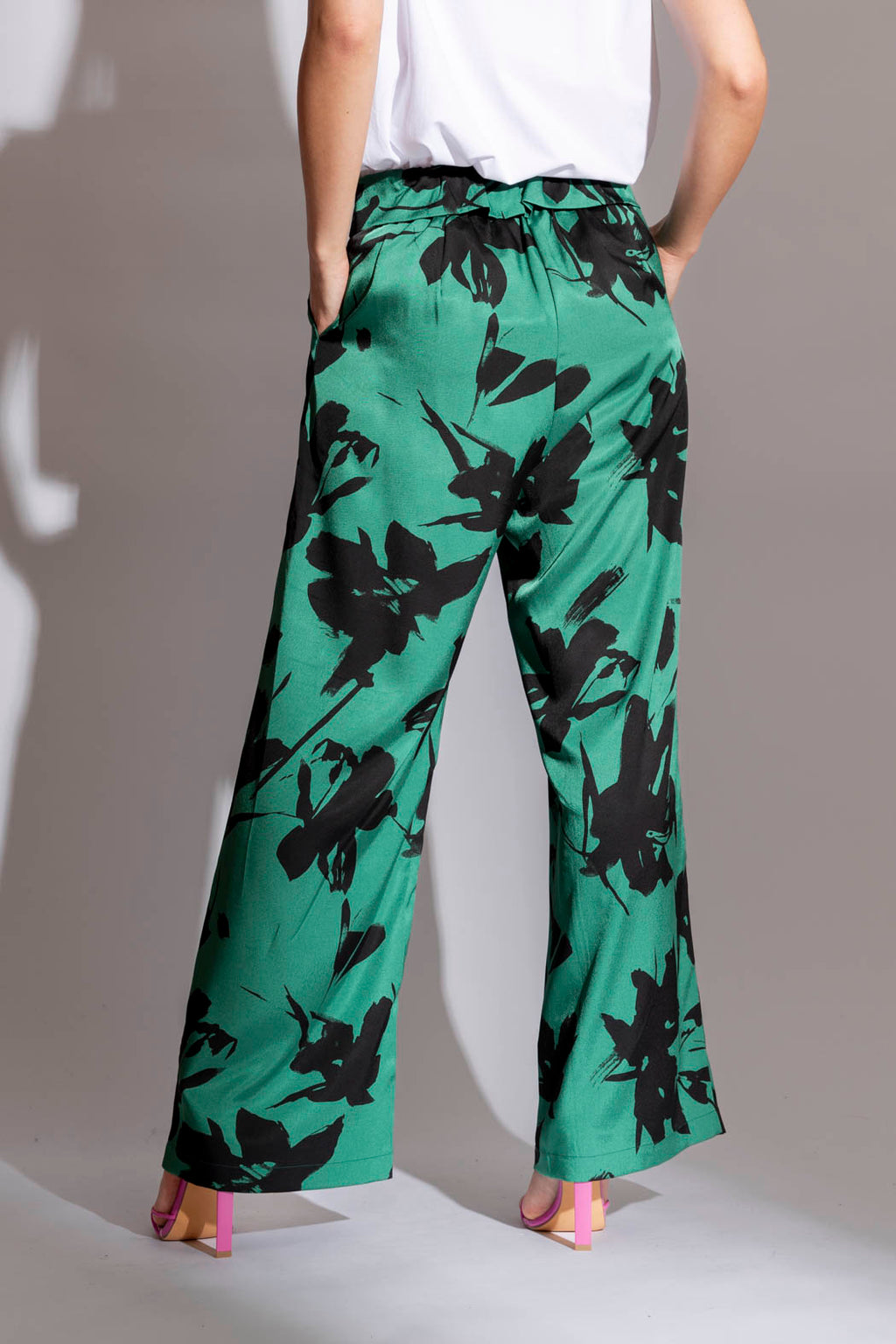 Green/black Paperbag Pants