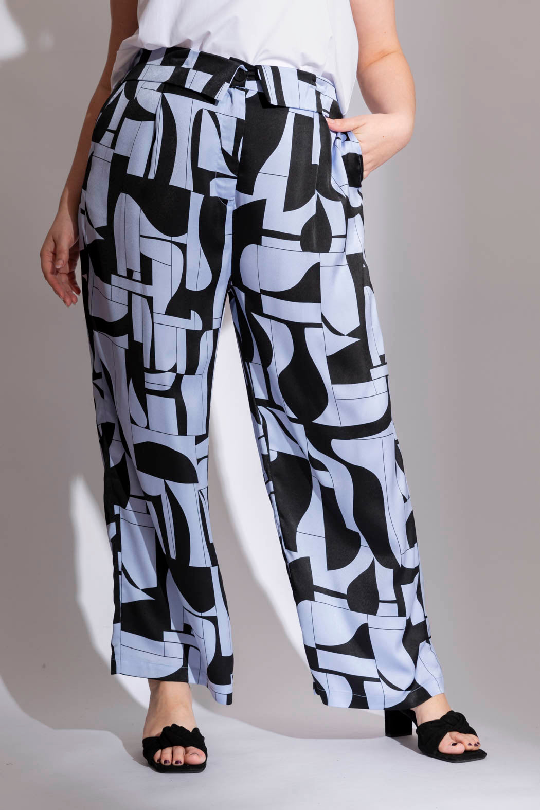 Black/lilac Paperbag Pants