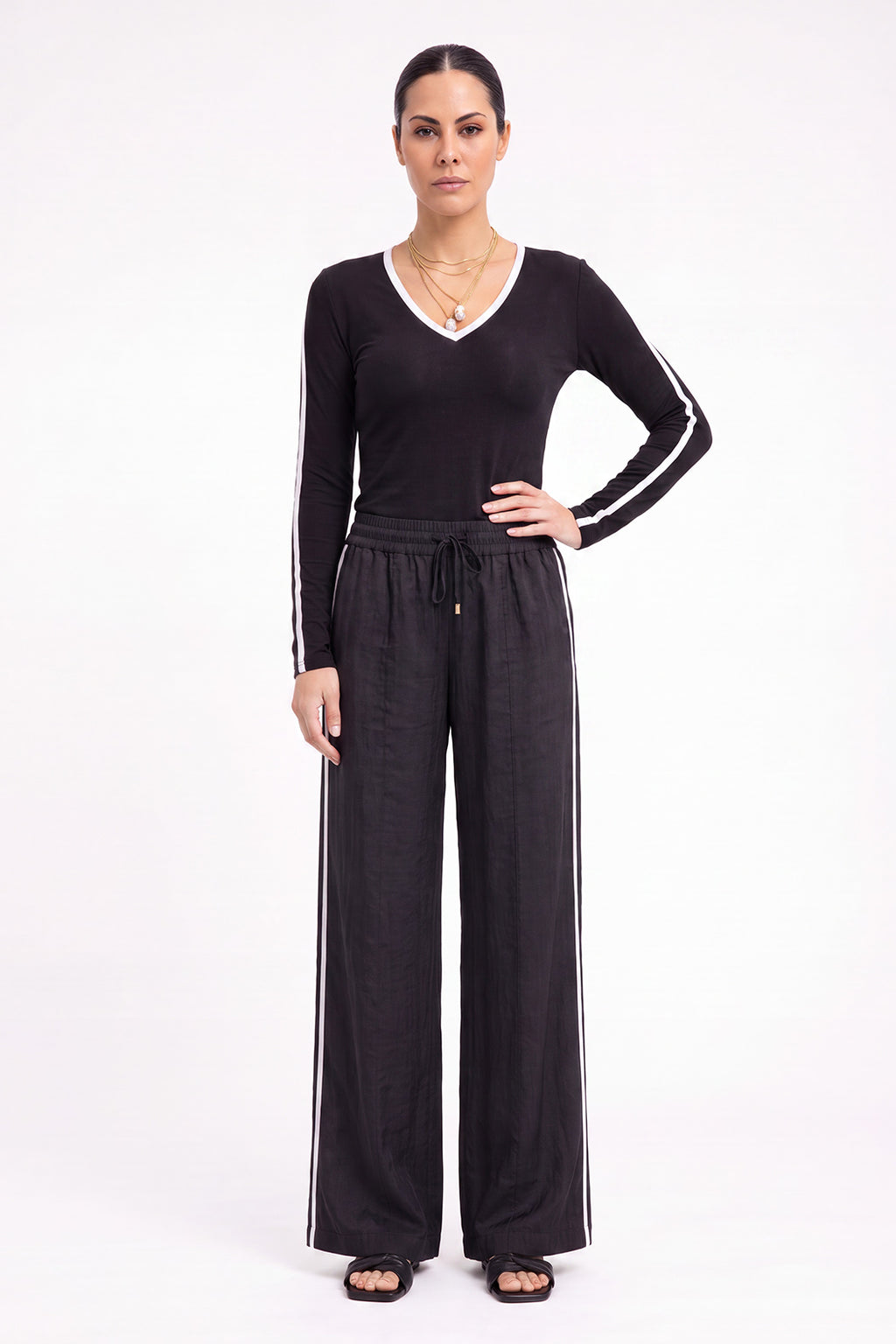 Black Glow Pintuck Drawstring Pant