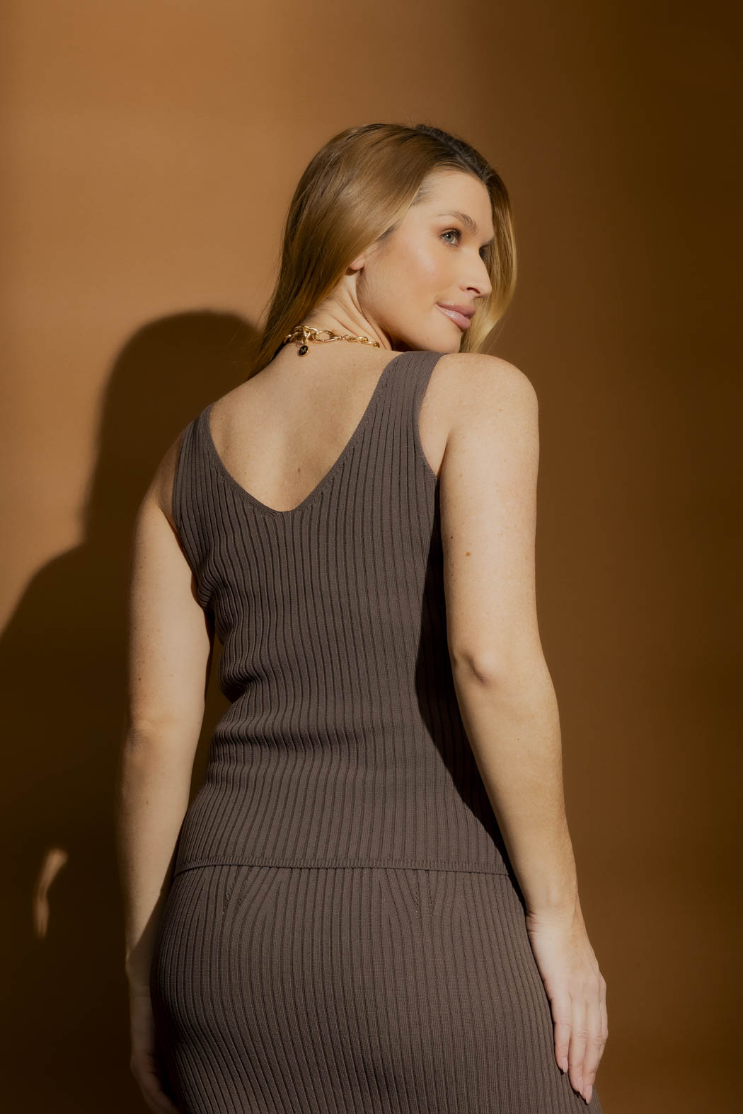 Cocoa Rib V Neck Cami Cocoa S