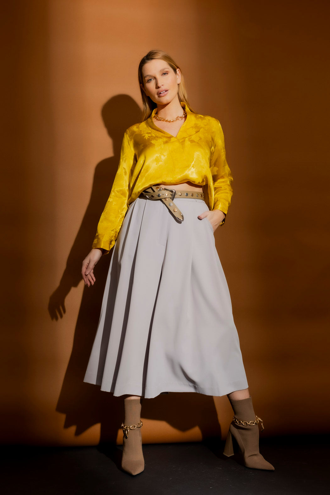 Light Grey Wide Leg Short Smoke