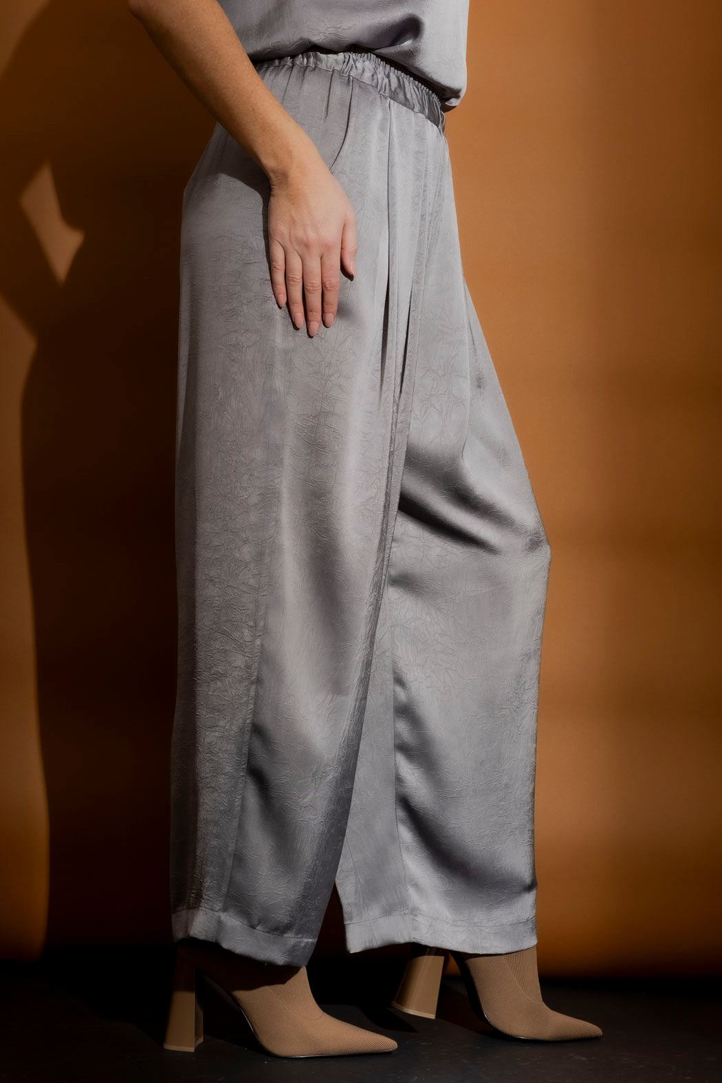 Grey Pull On Pleat Pant