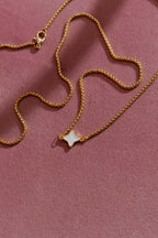 Gold Venetian Star Necklace Gold O/S