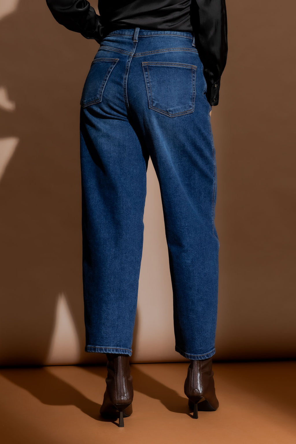 Mid Denim Barrel Jean Mid Denim