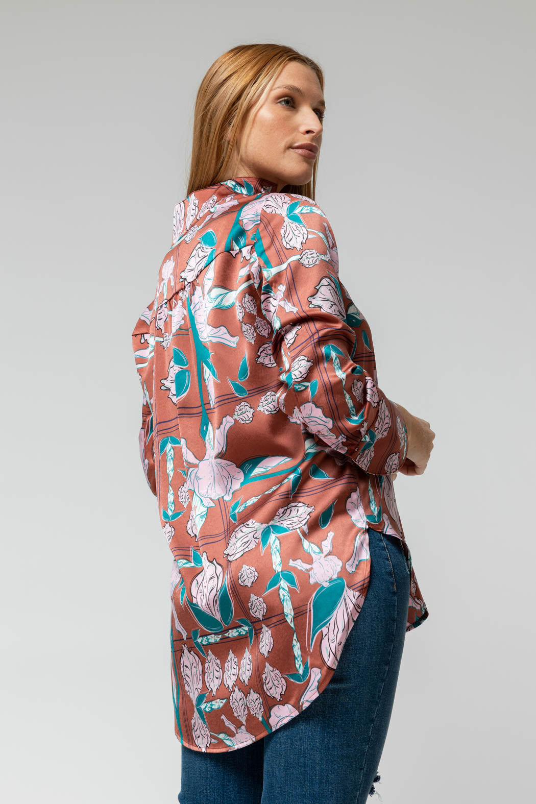 Sienna Leaf Blogger Shirt