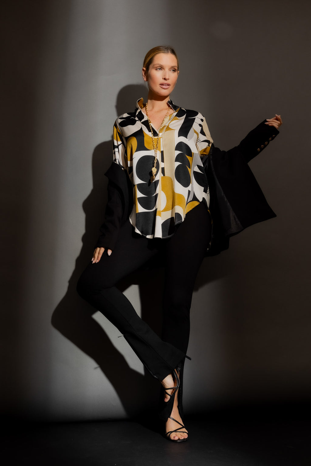 Black/Gold Blogger Shirt Blk/Gold