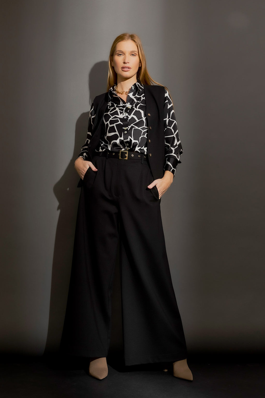 Black Ponte Cosmopolitan Pant
