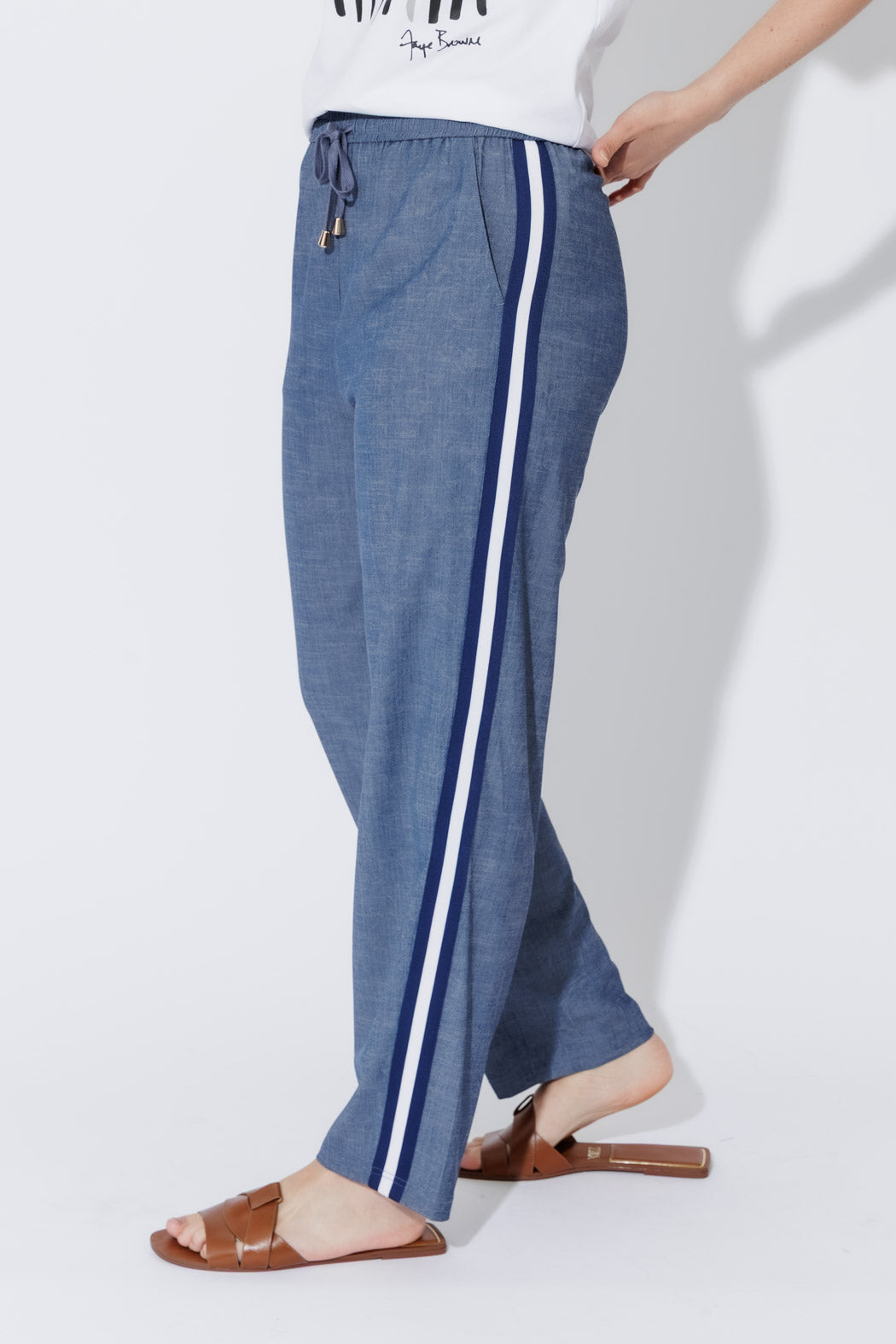 Chambray Sport Barrel Pant