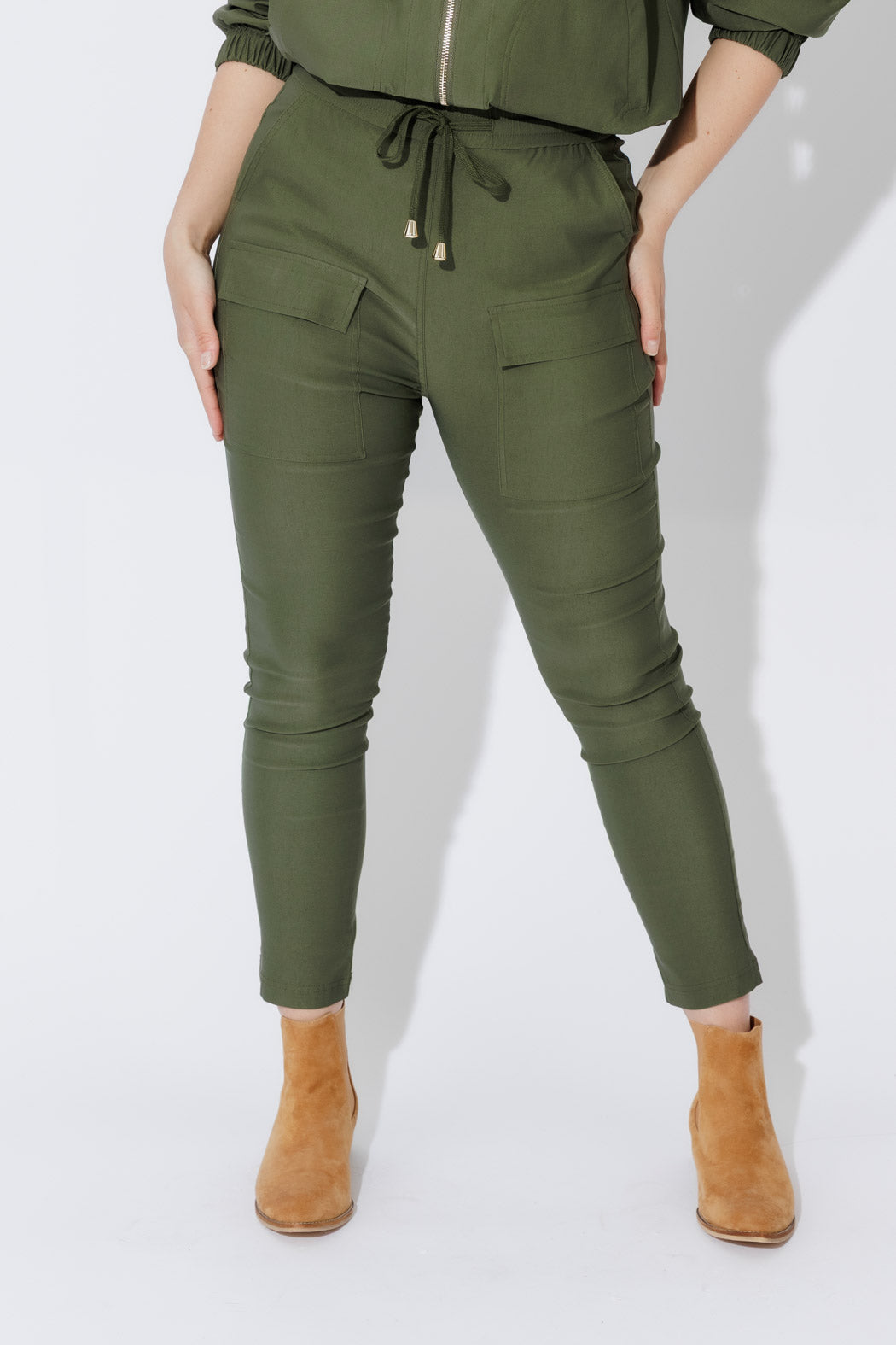 Khaki Lux Sport Cargo Pant