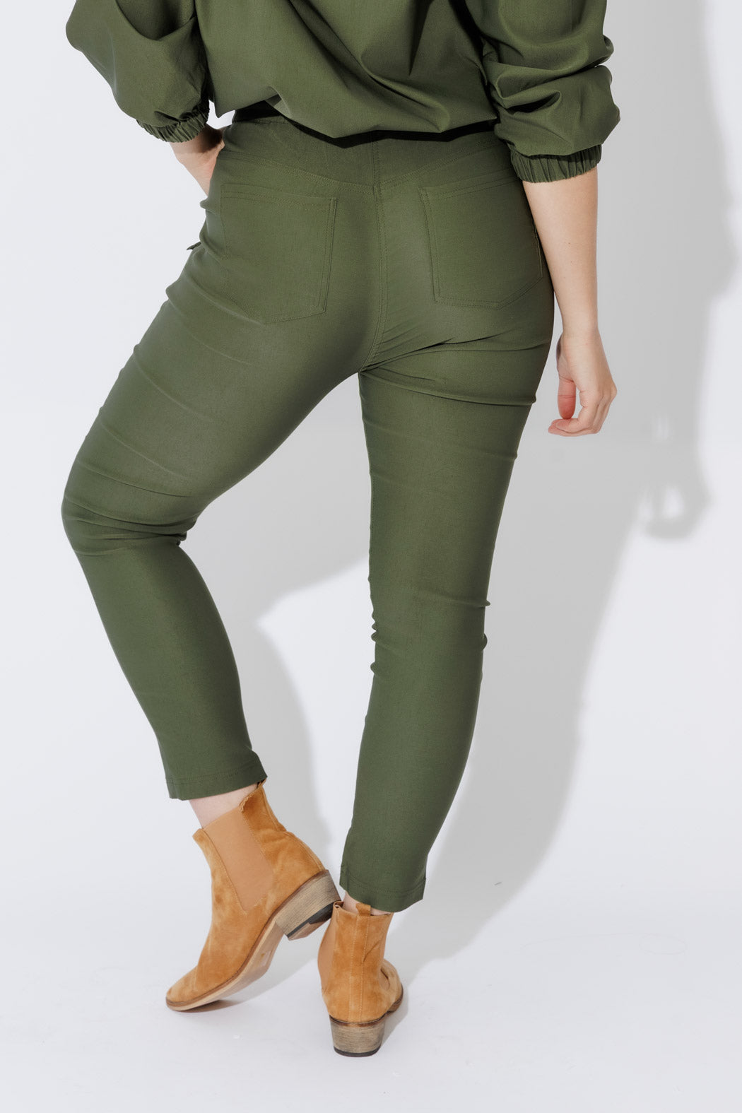 Khaki Lux Sport Cargo Pant