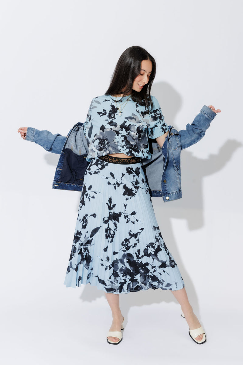 Blue Floral Pleat Skirt