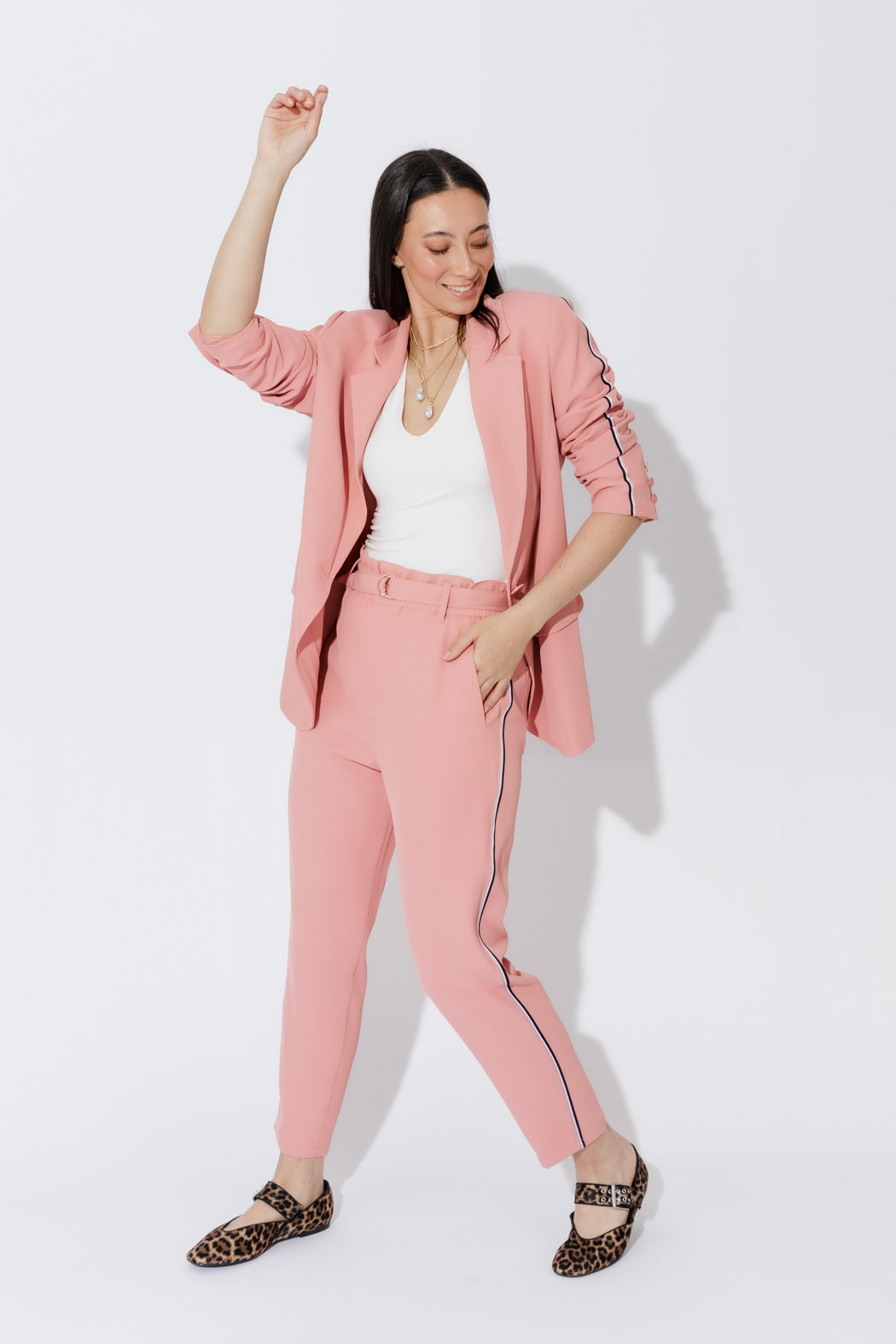 Blush Sport Paperbag Pant front‑on, showing wide elastic waist, D‑ring belt and side pockets for an elevated look.